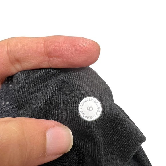 Lululemon‎ Ready to Rulu Jogger Crop Camouflage Black - Picture 5 of 6